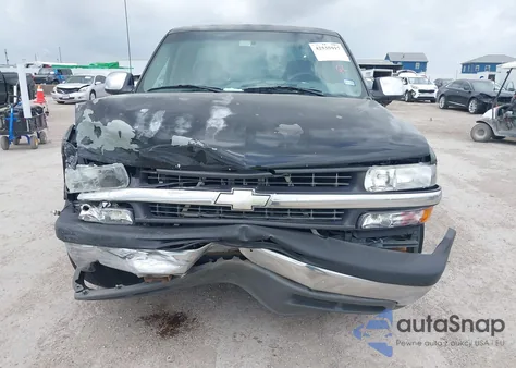 2000 Chevrolet Silverado C1500 z USA, uszkodzony, nr VIN 2GCEC19T0Y1368923